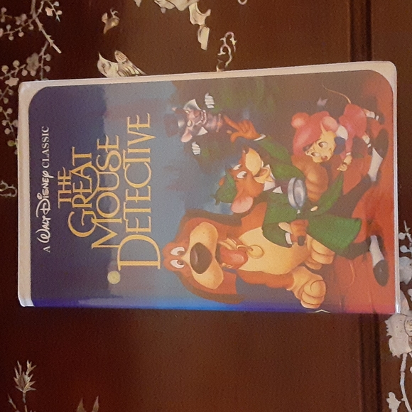 VHS tape - Picture 1 of 3